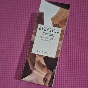 SKIN1004 Madagascar Centella Essence Toner